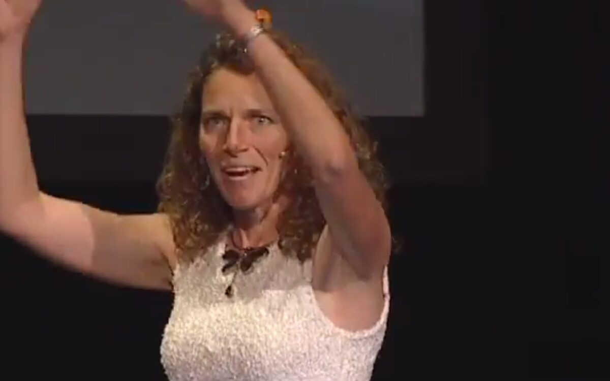 Dayna Baumeister – Biomimicry: Life’s Operating Manual