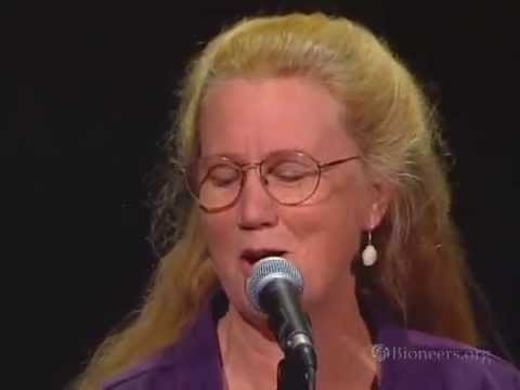 Holly Near Sings “The Souls Are Coming Back”