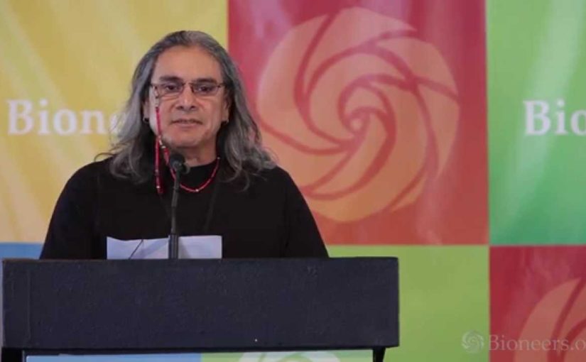 Enrique Salmón – Eating the Landscape: American Indian Stories of Food and Resilience
