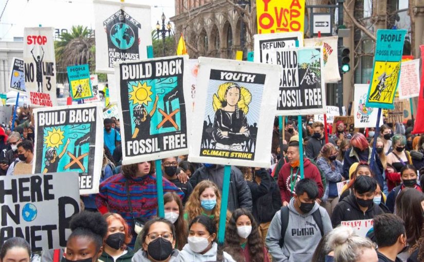 The Pulse 7/21/22: Building Coalitions in the Youth Climate Movement 🌎