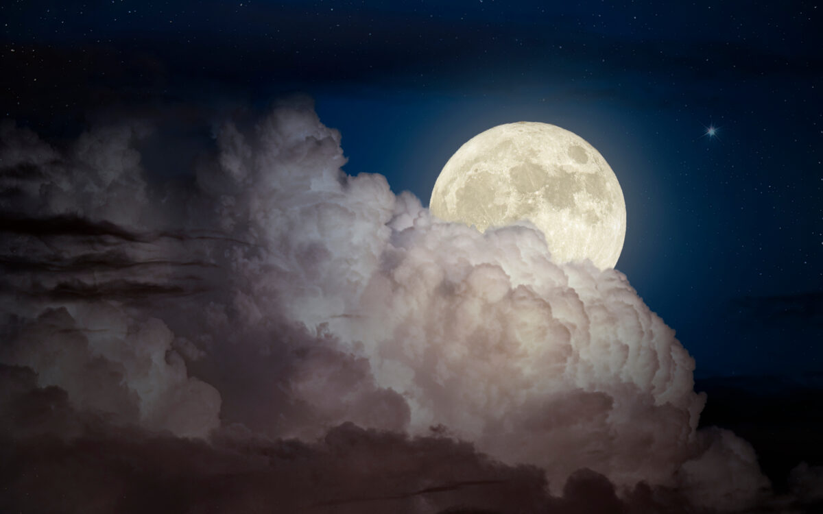 ‘On the Poetics and Mathematics of Air’ | Andrew S. Yang