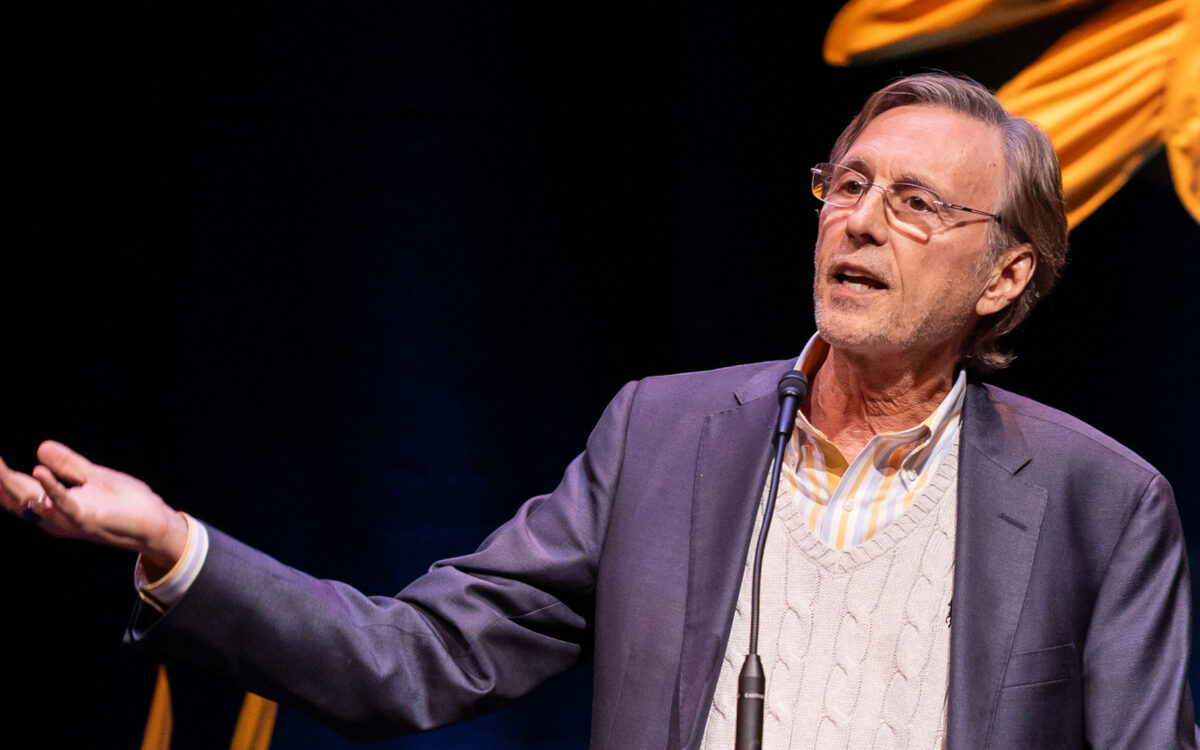 Thom Hartmann – Supreme Oligarchy at the Gates