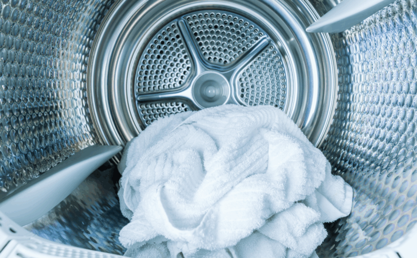 What Our Clothing Leaves Behind: A Deep Dive Into Microfiber Pollution